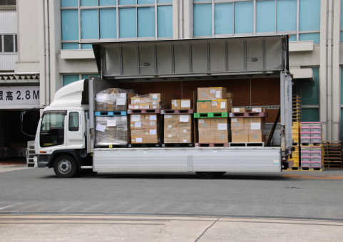 兵庫発・製造業向け関東方面への配送｜混載便による輸送コスト最適化事例